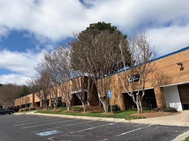 More Photos Of 6400 Atlantic Blvd, Norcross Unknown For Lease