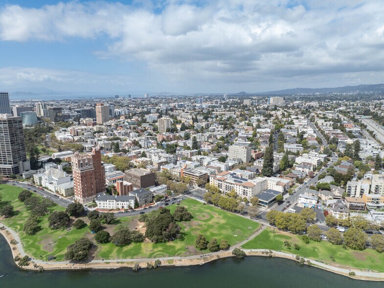 More Photos Of 440 Grand Ave, Oakland Office For Sale