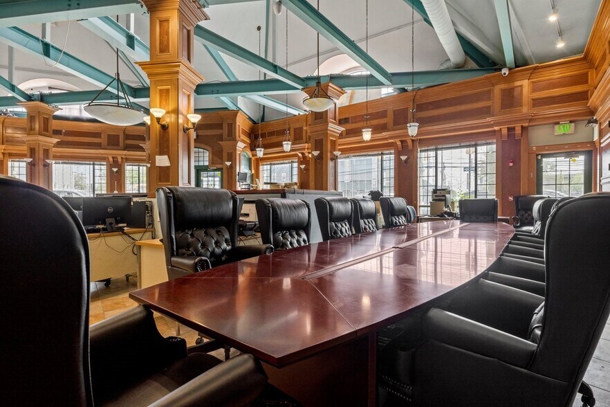 More Photos Of 901 Cross Bay Blvd, Broad Channel Freestanding For Sale