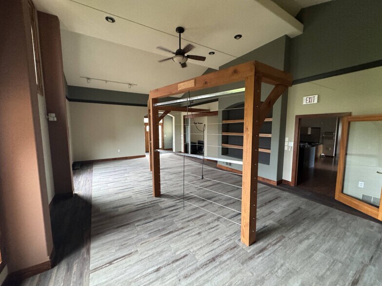 More Photos Of 4070 E Brigham Rd, Blue Mounds Office For Sale