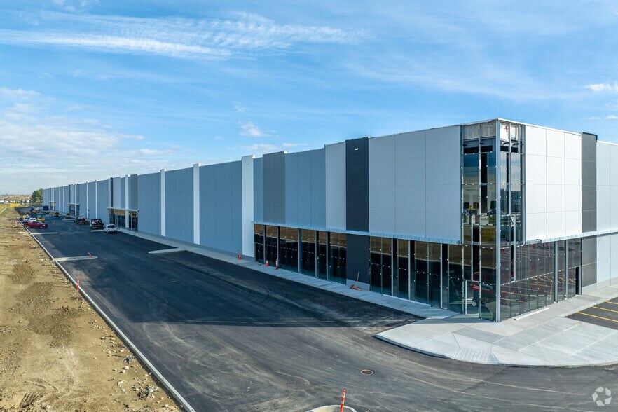 Primary Photo Of 68 68 St SE, Calgary Unknown For Lease