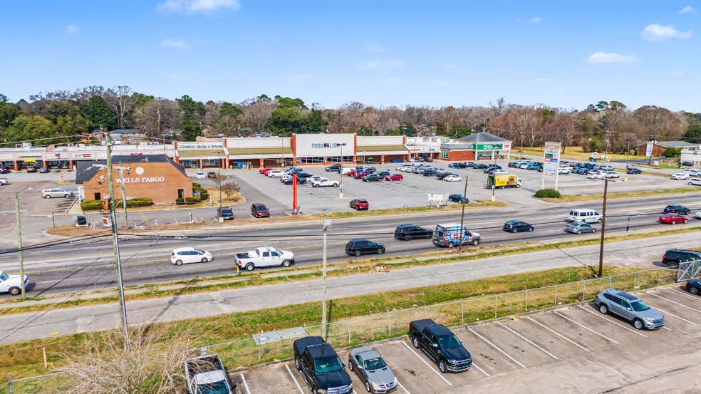 Primary Photo Of 4400 Dorchester Rd, North Charleston Freestanding For Sale