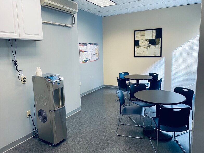 More Photos Of 590 Lancaster Ave, Malvern Light Distribution For Sale