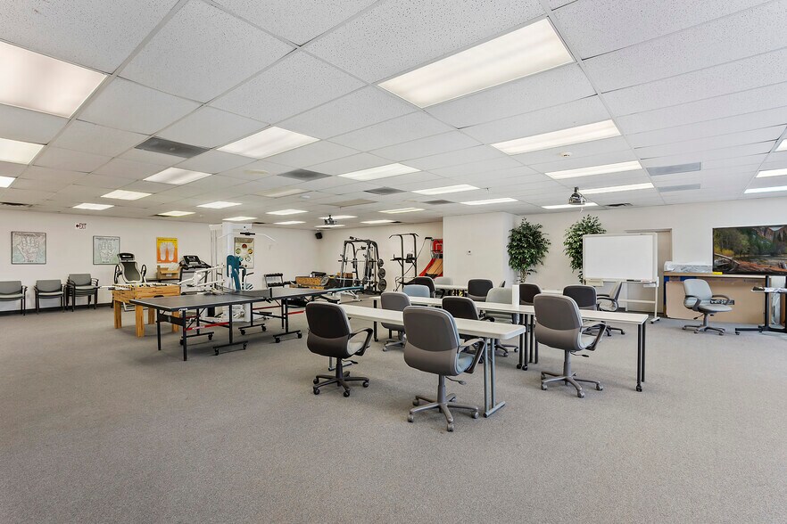 More Photos Of 1877 W 2800 S, Ogden Flex For Lease