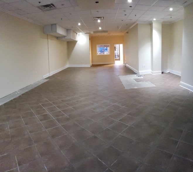 More Photos Of 422 US Highway 22 W, White House Station Storefront Retail Office For Lease