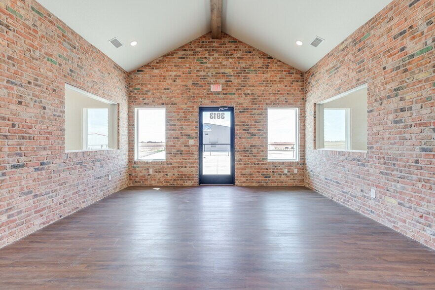 More Photos Of 3913 County Road 1350, Lubbock Industrial For Sale