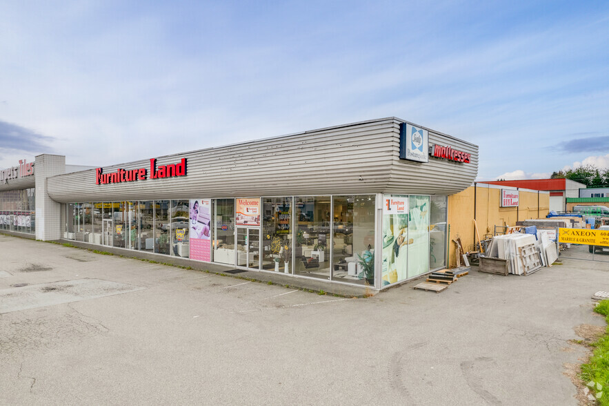 Primary Photo Of 12180 Bridgeport Rd, Richmond Storefront For Sale