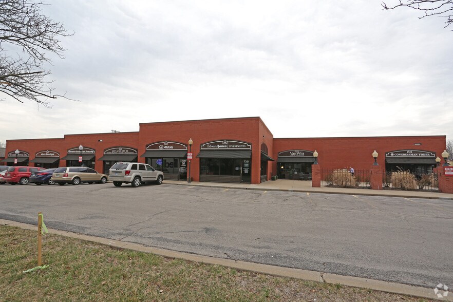 Primary Photo Of 7311-7331 W 79th St, Overland Park Unknown For Lease