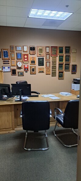 More Photos Of 8155 E Indian Bend Rd, Scottsdale Office For Lease