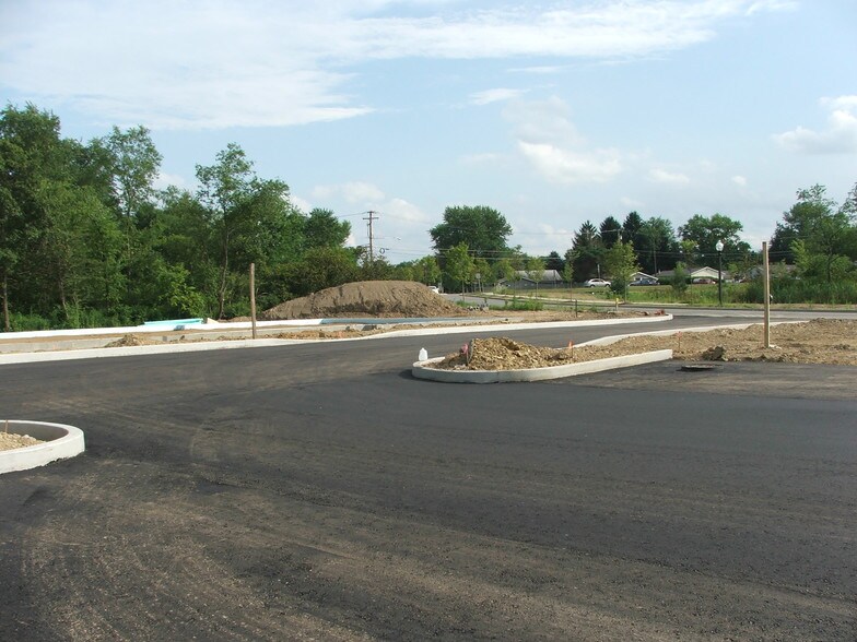 More Photos Of 128 Graham Park Dr, Cranberry Township Freestanding For Lease