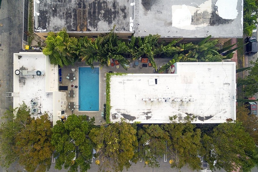 More Photos Of 7337 Harding Ave, Miami Hotel For Lease