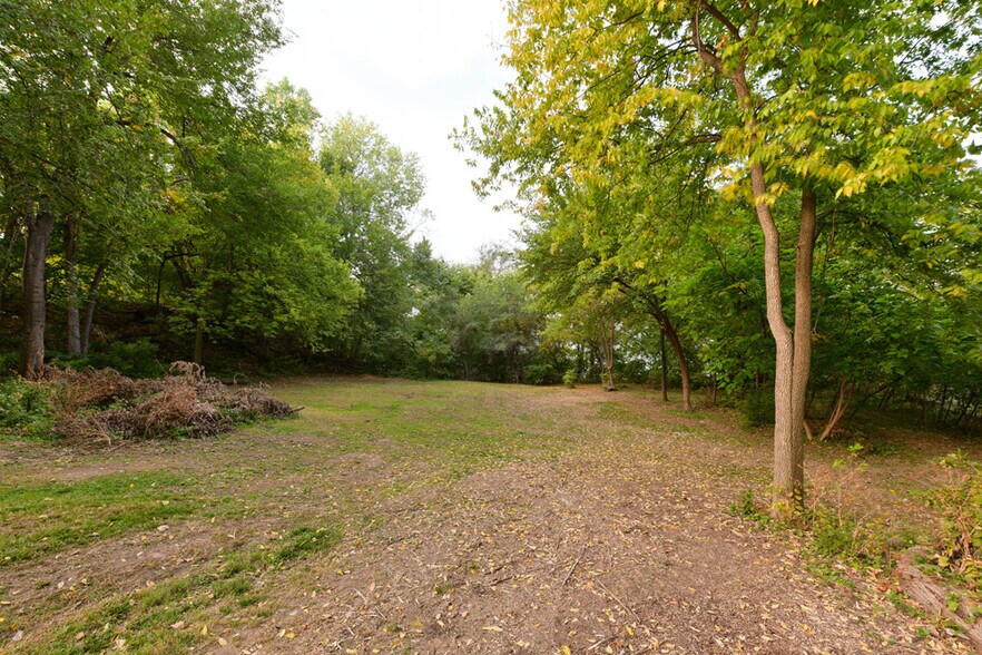 More Photos Of 1704 S 18th St, Omaha Land For Sale