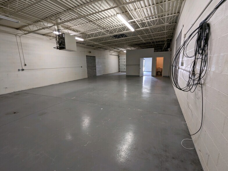 More Photos Of 26700 Renaissance Pky, Warrensville Heights Manufacturing For Lease