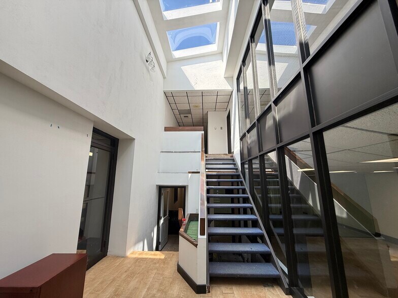 More Photos Of 2814 Syene Rd, Madison Light Distribution For Lease