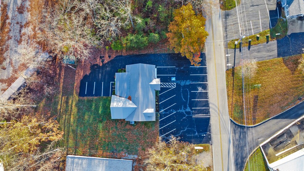 More Photos Of 129 Walker Hill, Crossville Freestanding For Sale