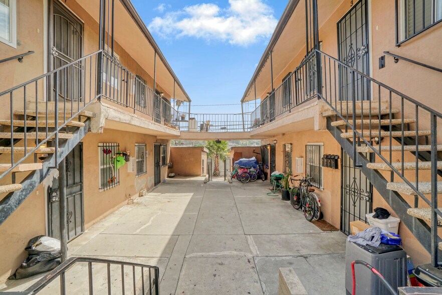 More Photos Of 5274-5278 Ithaca Ave, Los Angeles Apartments For Sale