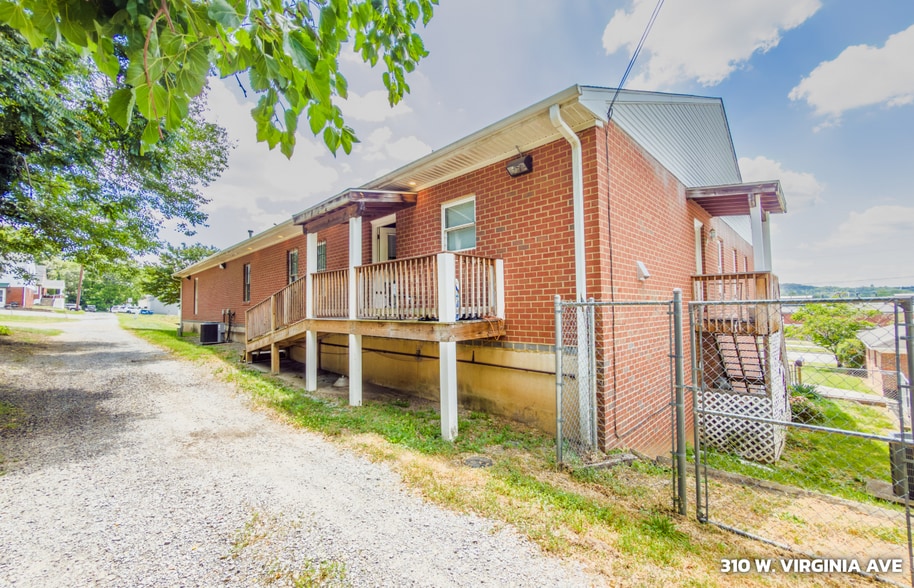 More Photos Of , Vinton General Retail For Sale