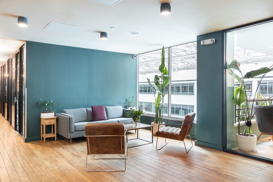 More Photos Of 1900 Market St, Philadelphia Coworking Space