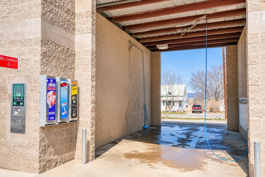 More Photos Of 104 Main St, Silver Cliff Carwash For Sale