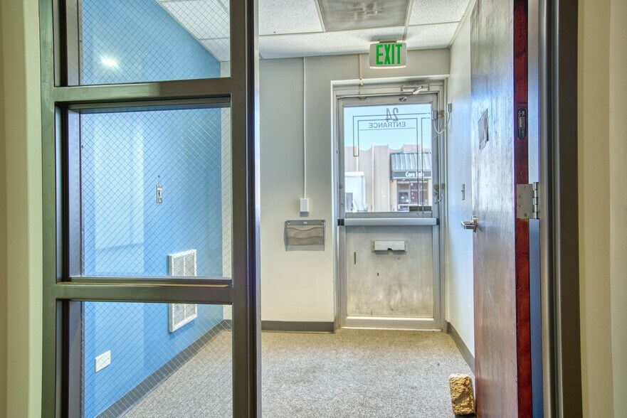 More Photos Of 2590 W 2nd Ave, Denver Flex For Lease