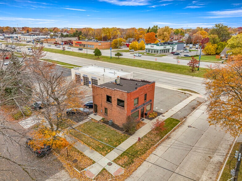 Primary Photo Of 6336 Fox Ave, Allen Park Office For Sale