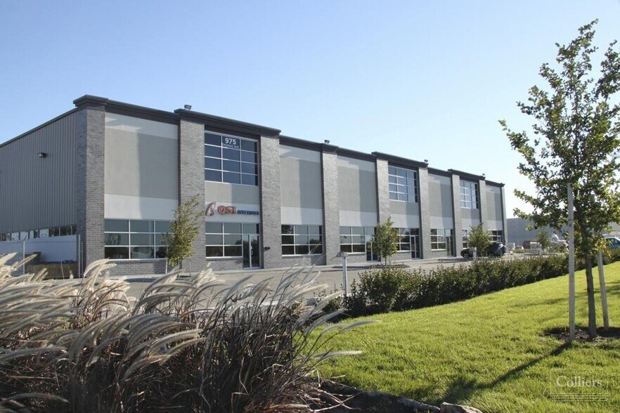 Primary Photo Of 975 Thomas Ave, Winnipeg Warehouse For Lease