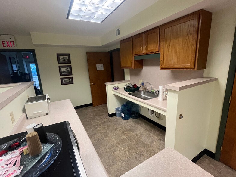 More Photos Of 250-254 Hudson Ave, Albany Apartments For Sale