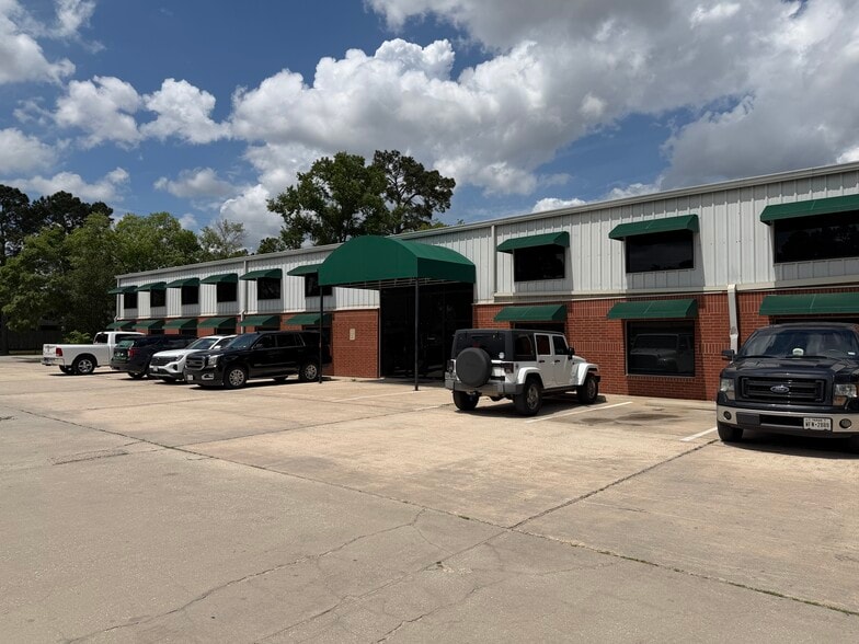 More Photos Of 808 Russell Palmer Rd, Humble Flex For Sale