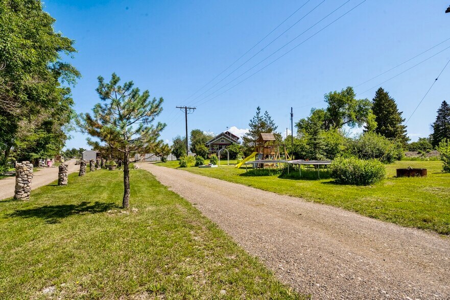 More Photos Of 76413 Gallatin Road, Gallatin Gateway Land For Sale