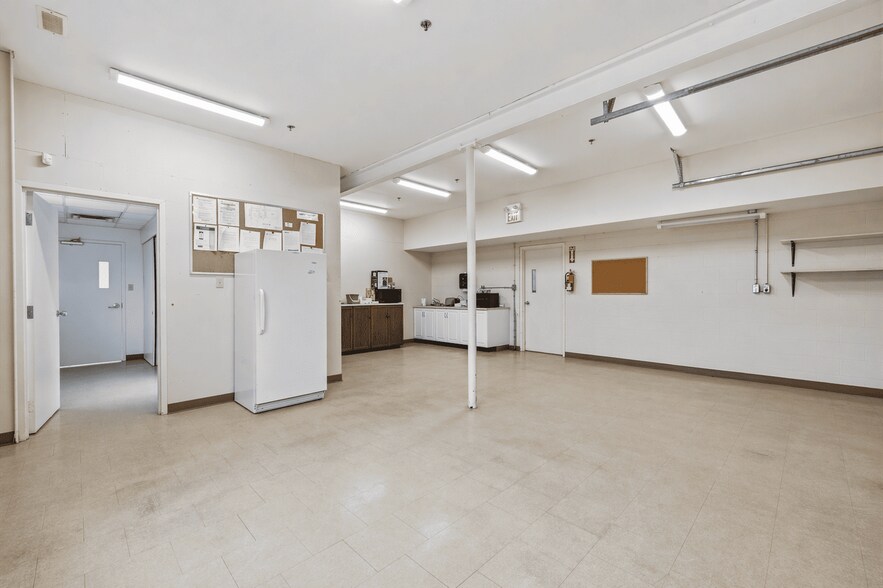 More Photos Of 69 Earl Martin Dr, Woolwich Industrial For Sale