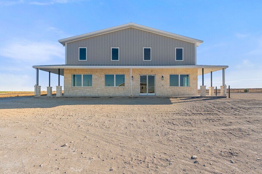 More Photos Of 2350 County Road 311, Jarrell Industrial For Lease