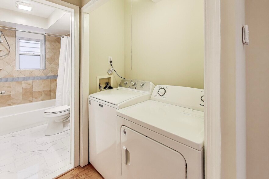 More Photos Of 212 Elm St NW, Washington Apartments For Sale