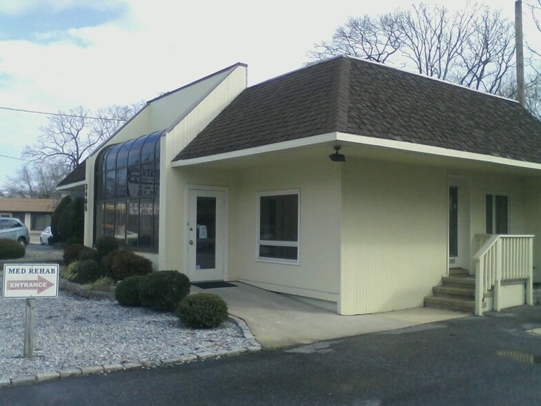 Primary Photo Of 2406 New Rd, Northfield Office For Sale