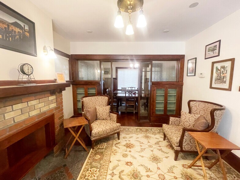 More Photos Of 1396 Charnelton St, Eugene Office For Lease