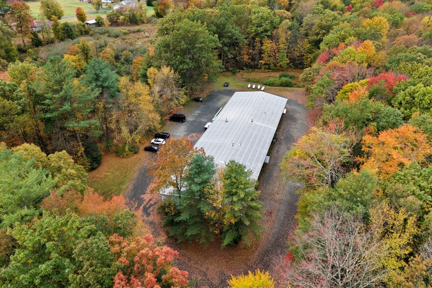 More Photos Of 54 Whately Rd, So Deerfield Light Manufacturing For Lease
