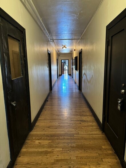 More Photos Of 233 N Kenmore Ave, Los Angeles Apartments For Sale