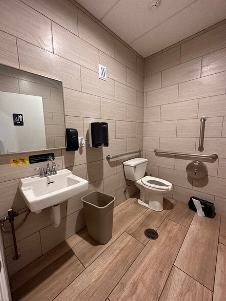 More Photos Of 85 Main St, Nyack Storefront Retail Residential For Sale