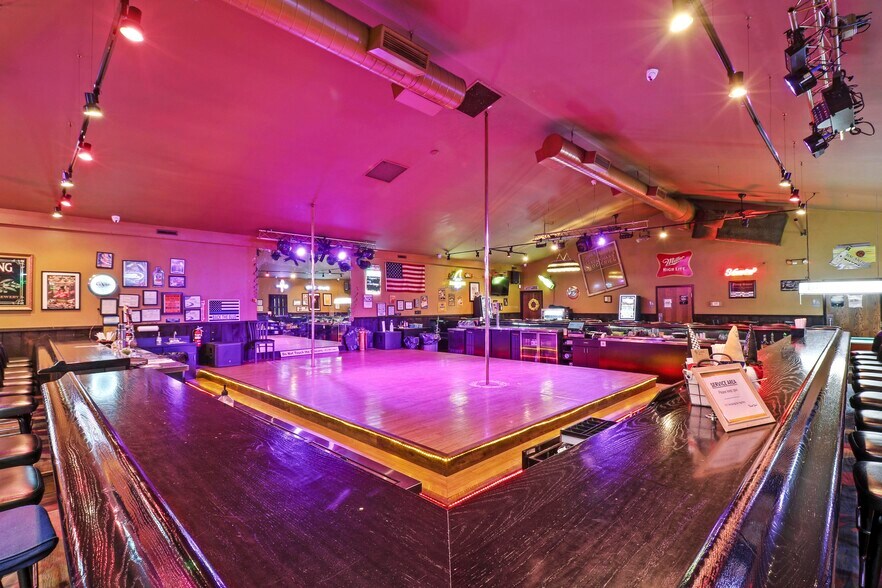 More Photos Of 1477 W Main St, Plymouth Bar For Sale