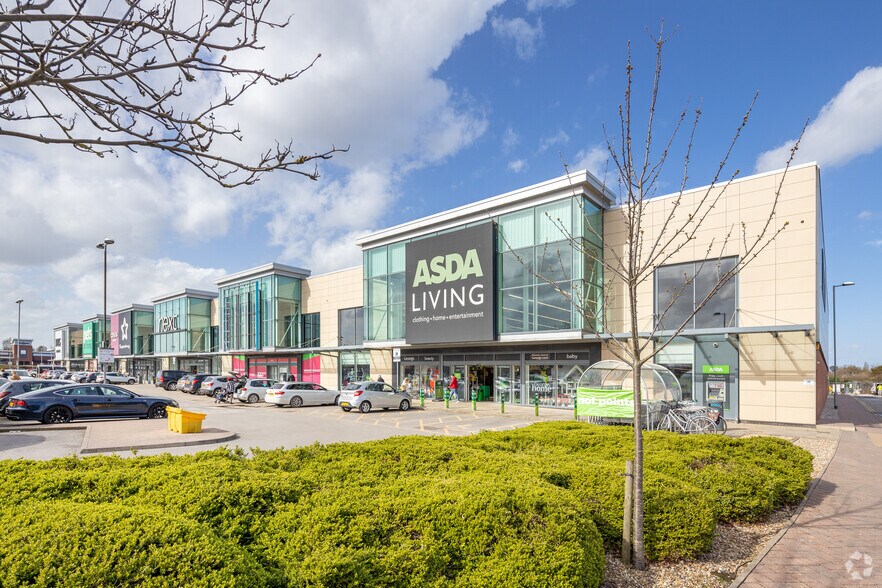 More Photos Of Springfield Rd, Hull General Retail For Lease