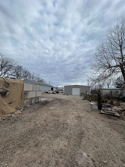 More Photos Of 3687 County 42-3 Rd, Kaiser Industrial For Lease