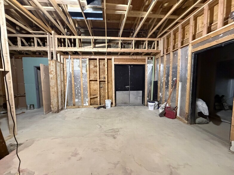More Photos Of 2851 Perkiomen Ave, Reading General Retail For Sale