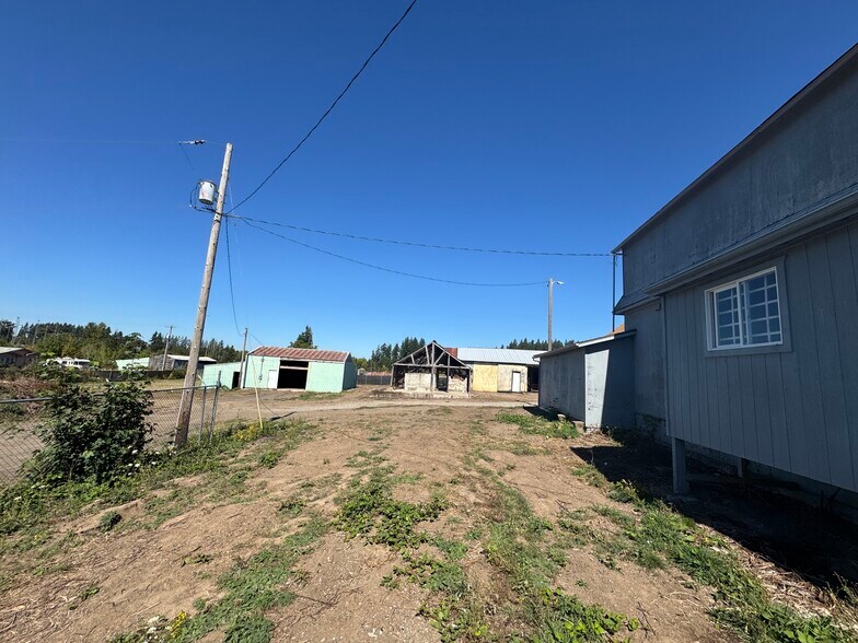 More Photos Of 5755 - 5765 State St, Salem Industrial For Lease