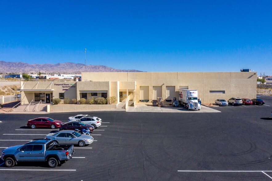 More Photos Of 2100 College Dr, Lake Havasu City Warehouse For Lease