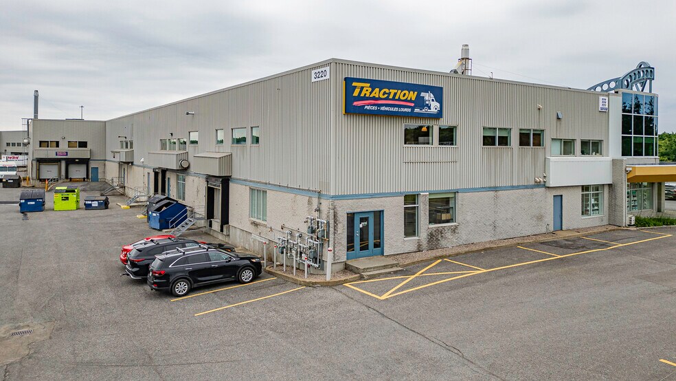More Photos Of 3220 Av Watt, Québec General Retail For Lease