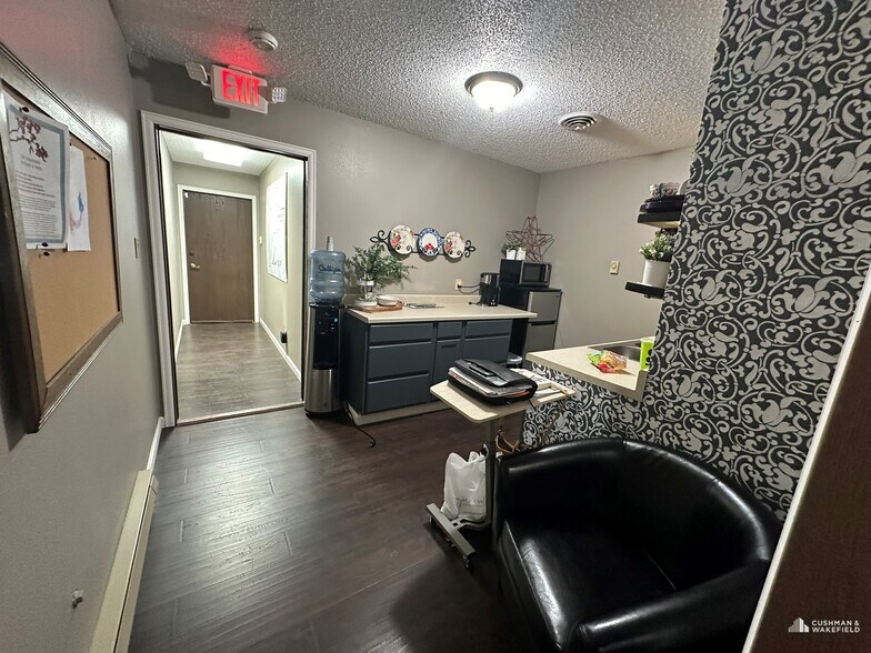 More Photos Of 625 W Platte Ave, Fort Morgan Storefront Retail Office For Sale