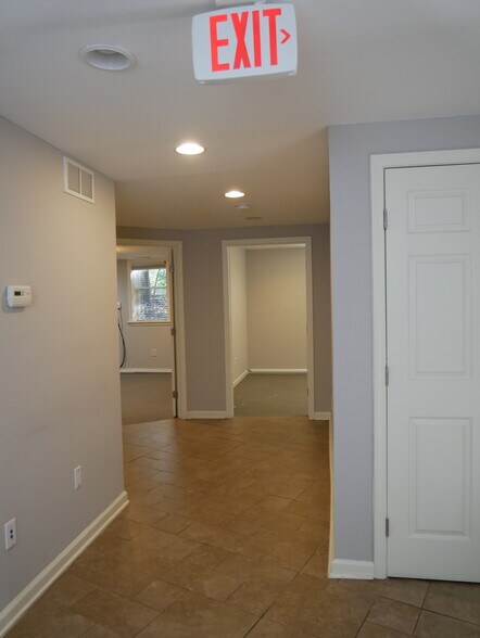More Photos Of 496 Medlock Rd, Decatur Office Residential For Lease