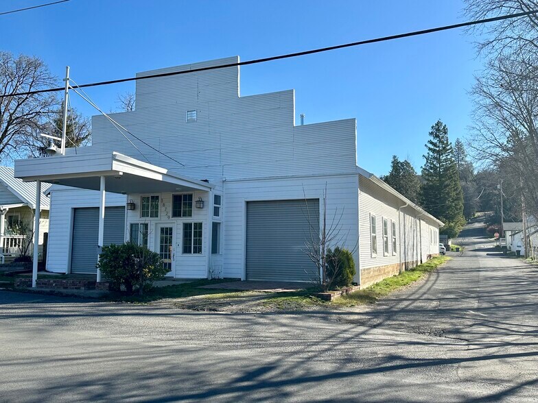 More Photos Of 18729 Carter St, Tuolumne Flex For Sale