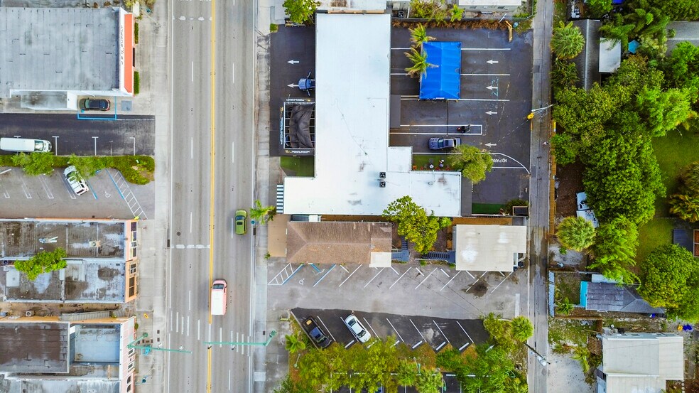 More Photos Of 824 N Dixie Hwy, Lake Worth Carwash For Lease