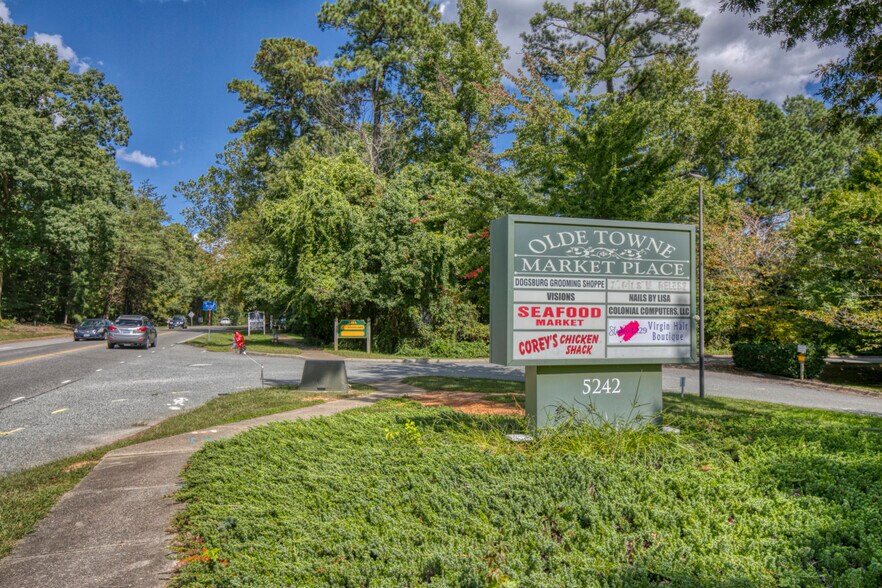 More Photos Of 5242 Olde Towne Rd, Williamsburg General Retail For Lease