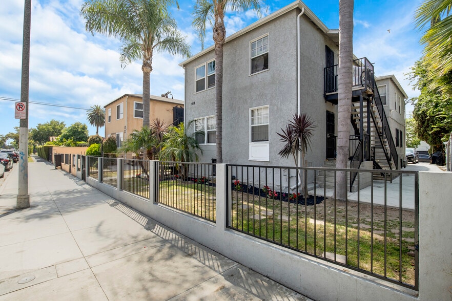 More Photos Of 1920 W 35th St, Los Angeles Multifamily For Sale